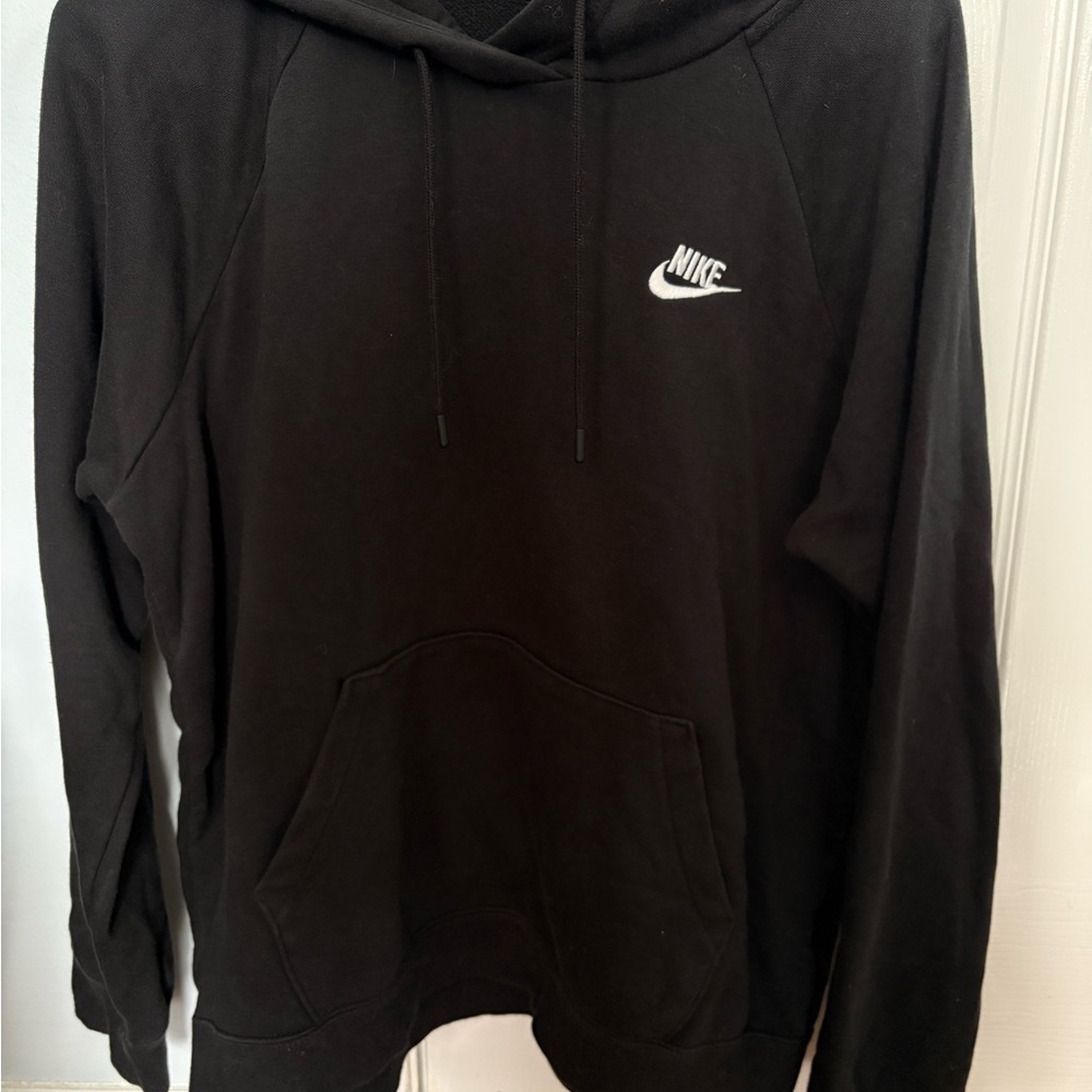 Nike Women’s Black Hoodie Sweatshirt